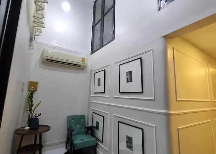 Rb9 Oliver's House In Kaset Bangkok