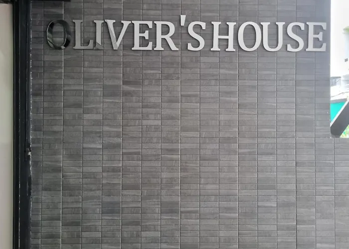 Rb9 Oliver's House In Kaset Bangkok